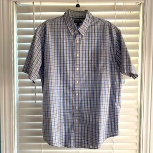Men’s short sleeve button down XL shirt